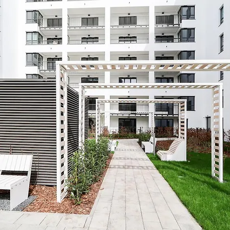 Glow Apartments, Stocznia Cesarska & Montownia غدانسك