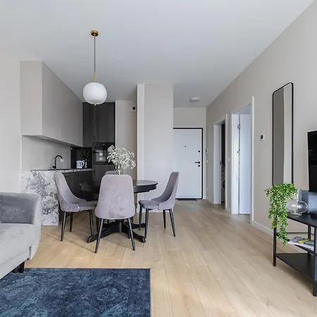 Apartman Glow Apartments, Doki & Montownia *