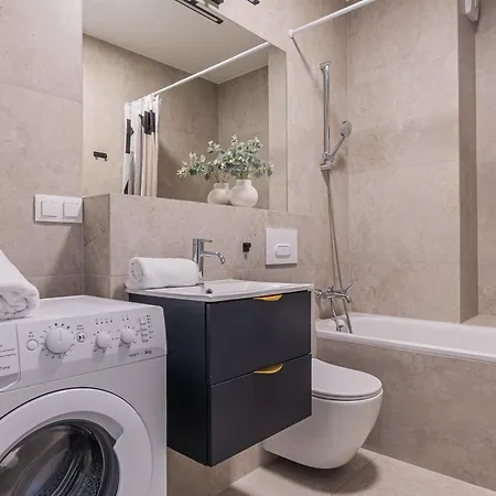 Apartman Glow Apartments, Doki & Montownia *