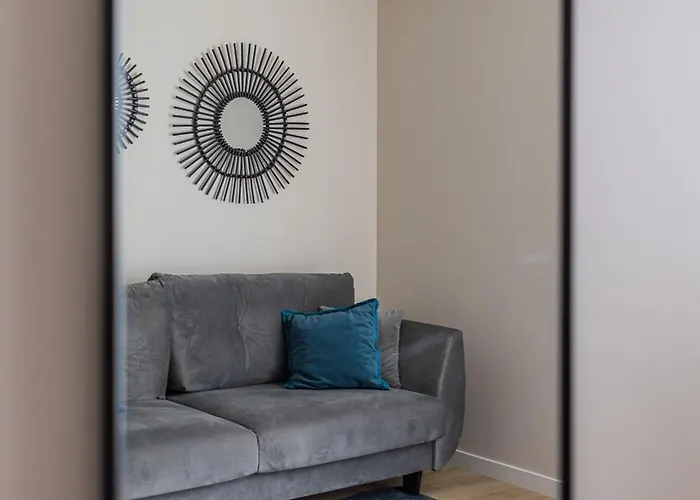 Glow Apartments, Doki & Montownia Daire