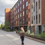 Апартаменты Glow Apartments, Doki & Montownia