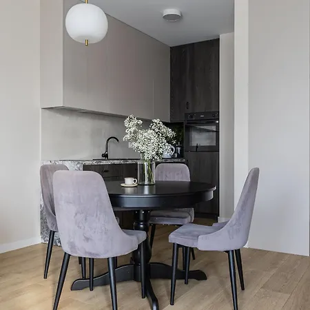 Glow Apartments, Doki & Montownia Апартаменты Гданьск